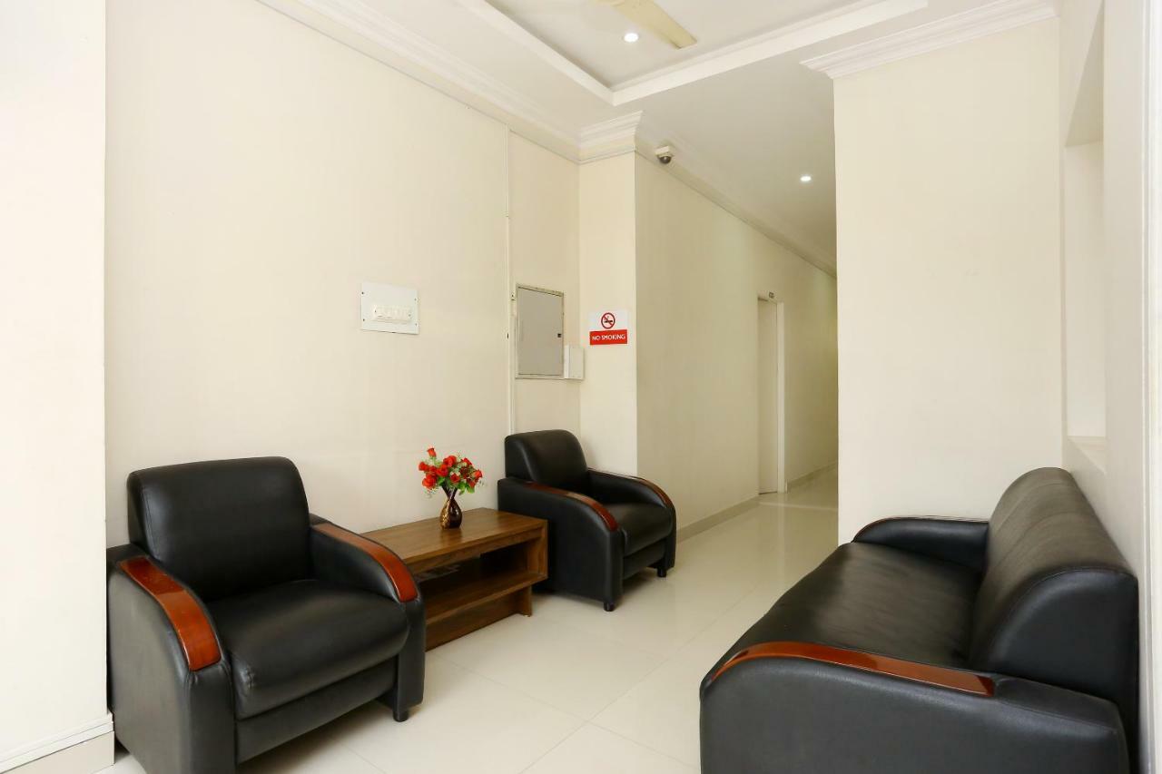 Oyo 9118 Saravana Inn Thiruvananthapuram ภายนอก รูปภาพ
