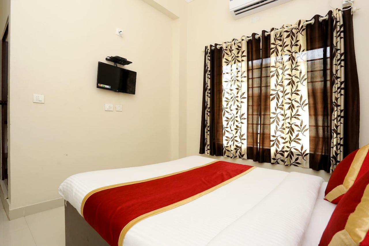 Oyo 9118 Saravana Inn Thiruvananthapuram ภายนอก รูปภาพ