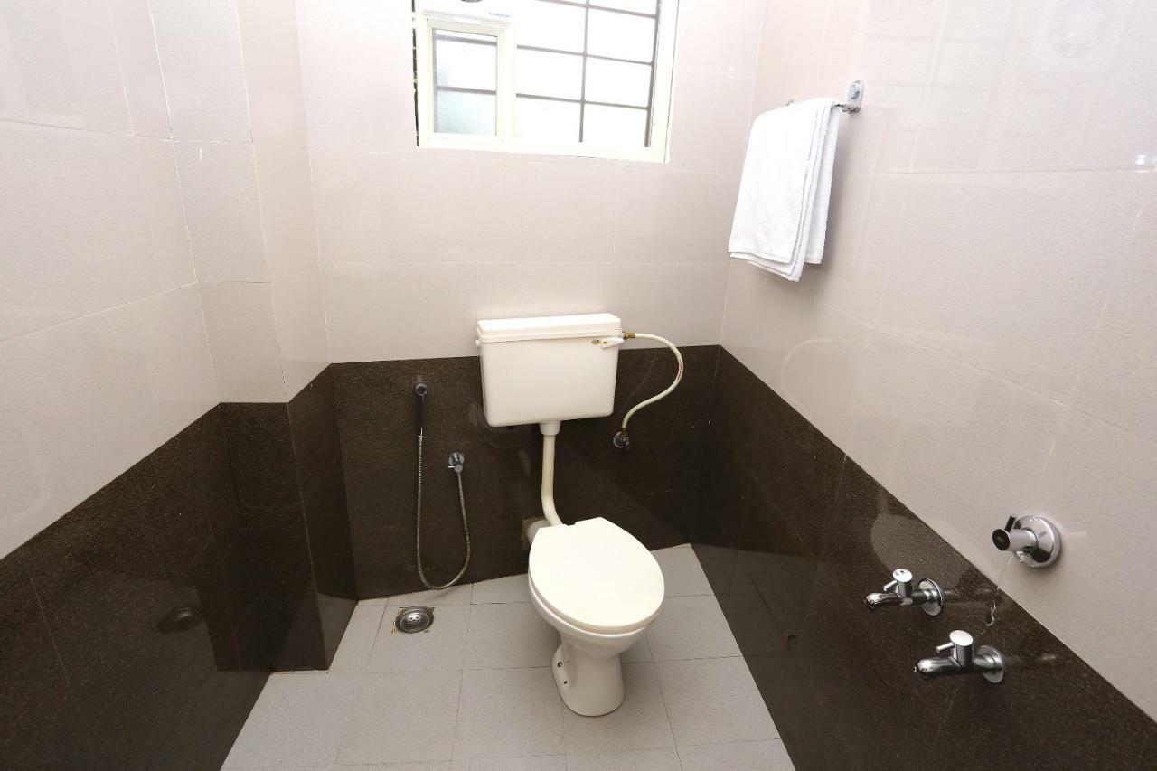 Oyo 9118 Saravana Inn Thiruvananthapuram ภายนอก รูปภาพ